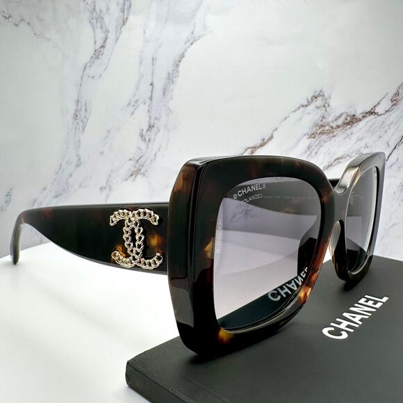 New CHANEL Sunglasses Brown Acetate Tortoise Square Gold Metal Chain CC main image 4